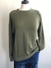 Load image into Gallery viewer, Willow Sweater Top olive