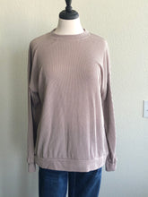 Load image into Gallery viewer, Willow Sweater top mocha
